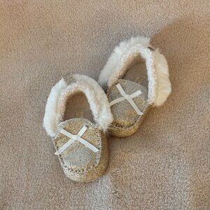 RISING STAR Gold Glitter Baby Moccasins